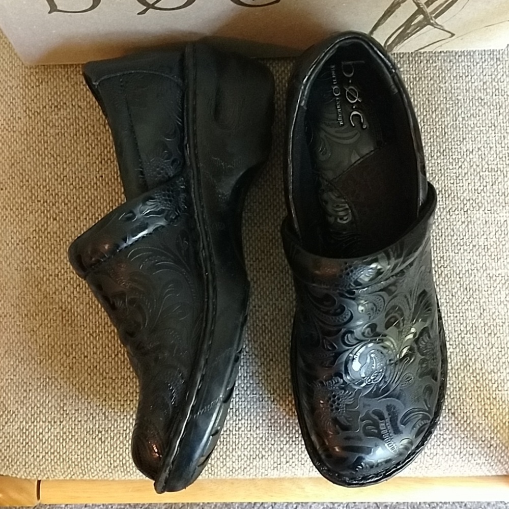 BOC Howel Shoes - Picture 2 of 5